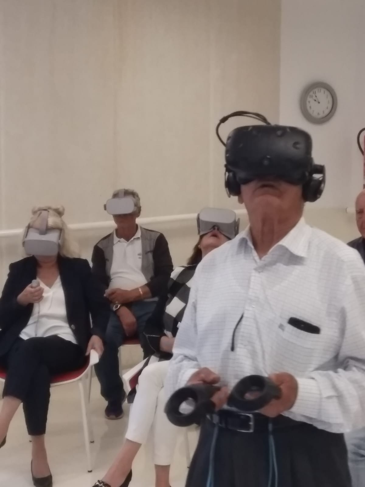 Actividad de inclusión digital para mayores