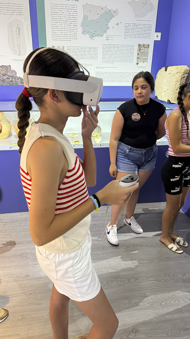 EscapeKids: La Historia Robada en el Museo de Aspe - Experiencia con Realidad Virtual